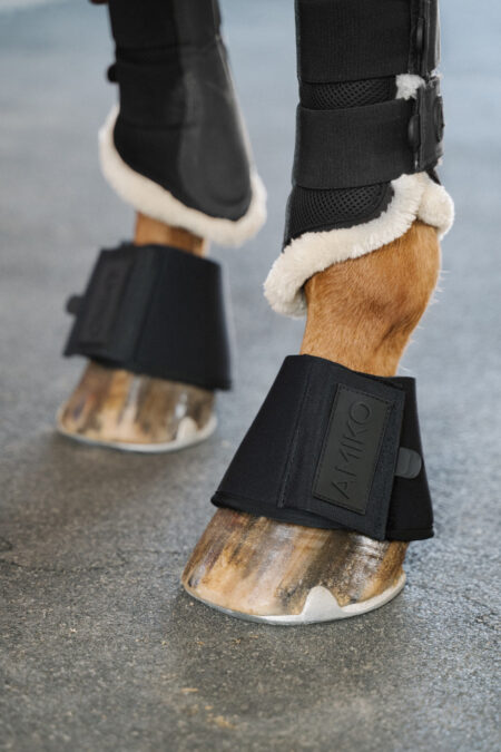 Amiko Bell Boots Neopreen, Zwart