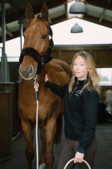 Pomme Club Halb Zip Crewneck, schwarz