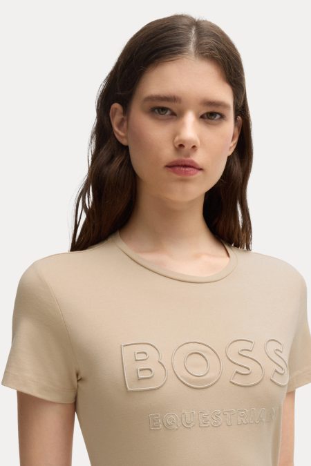 Hugo Boss, camiseta Maya, logotipo arena