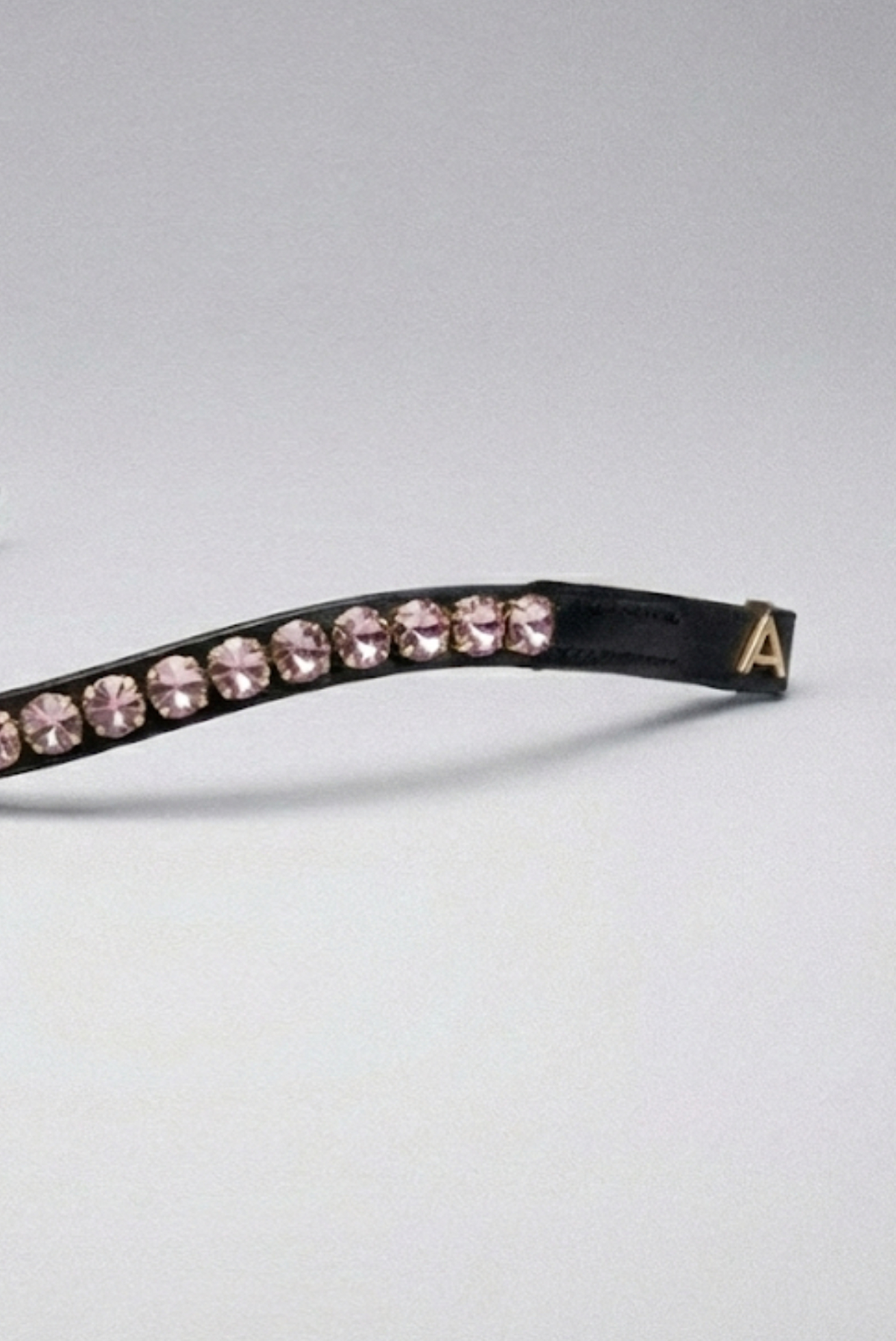 Amiko Browband Crystal Baby Pink Bent, Black